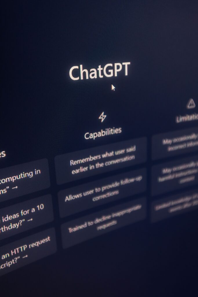 ¿Qué es la Inteligencia Artificial y cómo funciona? (Guía completa para principiantes) chatgpt como ejemplo de inteligencia artificial generativa utiliza para responder preguntas y crear contenido.